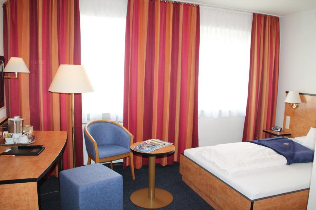 Single Room French Bed